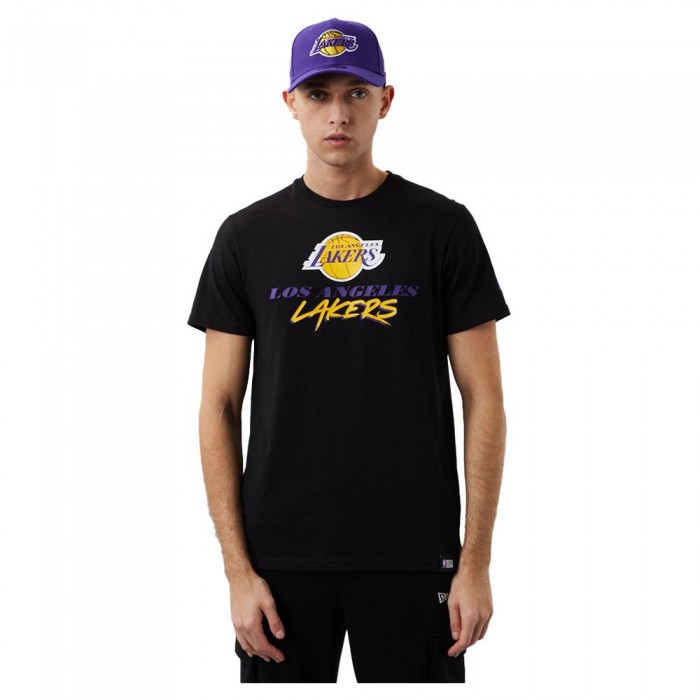 [해외]뉴에라 Los Angeles Lakers NBA Script Short Sleeve T-Shirt Black / True Purple