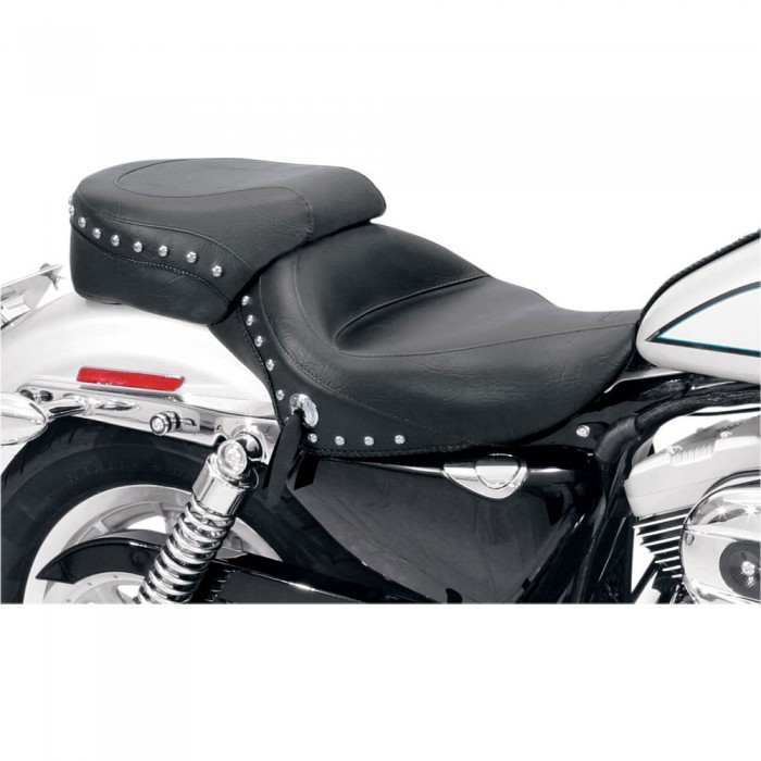 [해외]MUSTANG 와이드 Touring Solo Studded Conchos Harley Davidson Sportster 좌석 9140195845